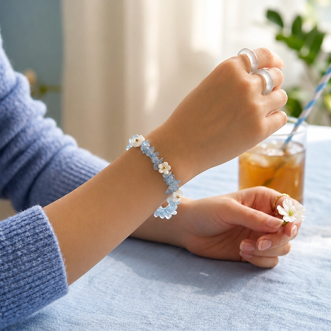 Vòng Tay Đá Thạch Anh Xanh Dương - Ảnh 3