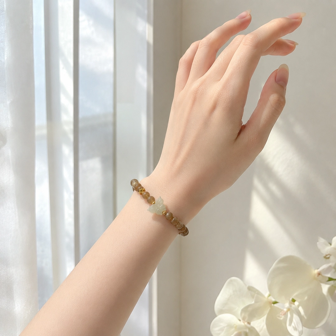Vòng Tay Ngọc Hòa Điền Mật (Phối Charm Hồ Điệp, Lu Thống) - Ảnh 3